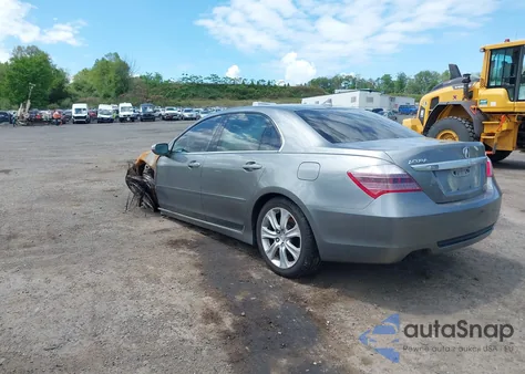 2010 Acura Rl 3.7 from USA, damaged, VIN JH4KB2F66AC002747